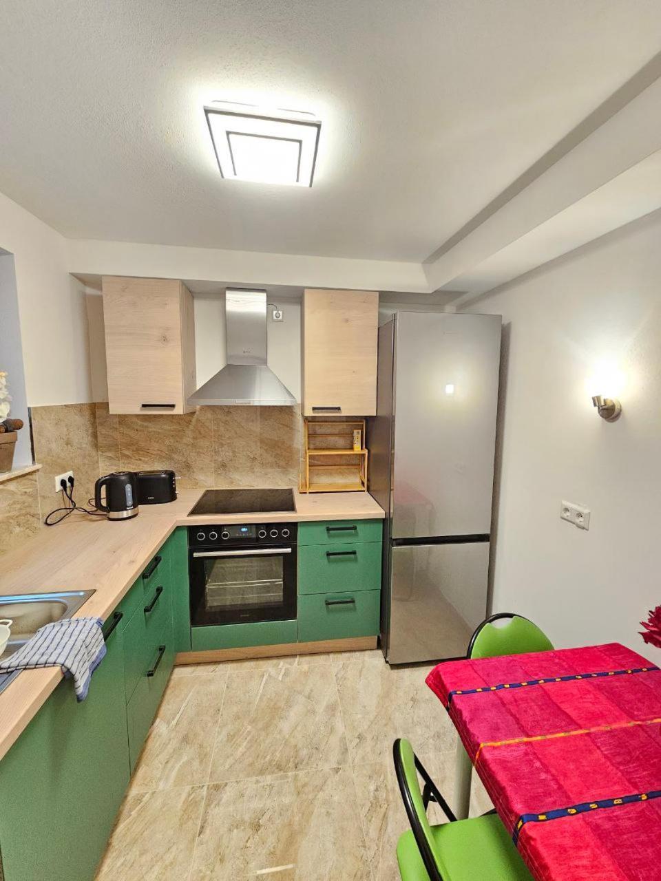 Schoene Wohnung Am Georgenberg Reutlingen Dış mekan fotoğraf